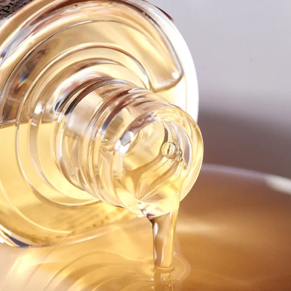 Melumé Daily Hydra Lock Resurfacing Essence — зволожувальна есенція з кислотами 30 мл