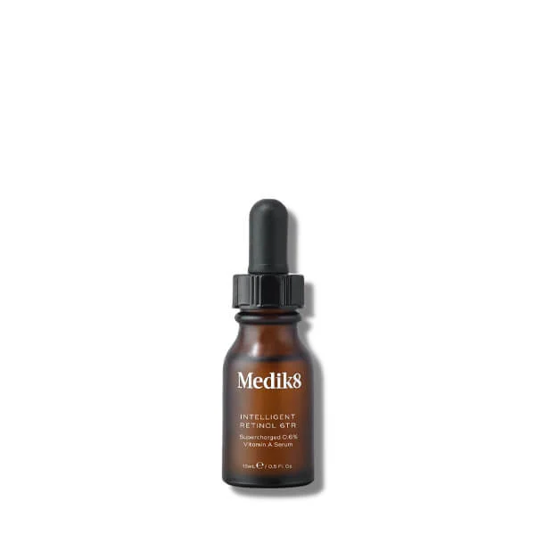 Medik8 Intelligent Retinol 6TR — нічна інтенсивна сироватка з ретинолом 0,6% 15 мл