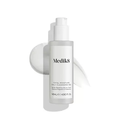 Medik8 Niacinamide 10% + Peptides бар’єропідтримувальний гель для вмивання